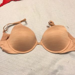 36 c Victoria Secret bra